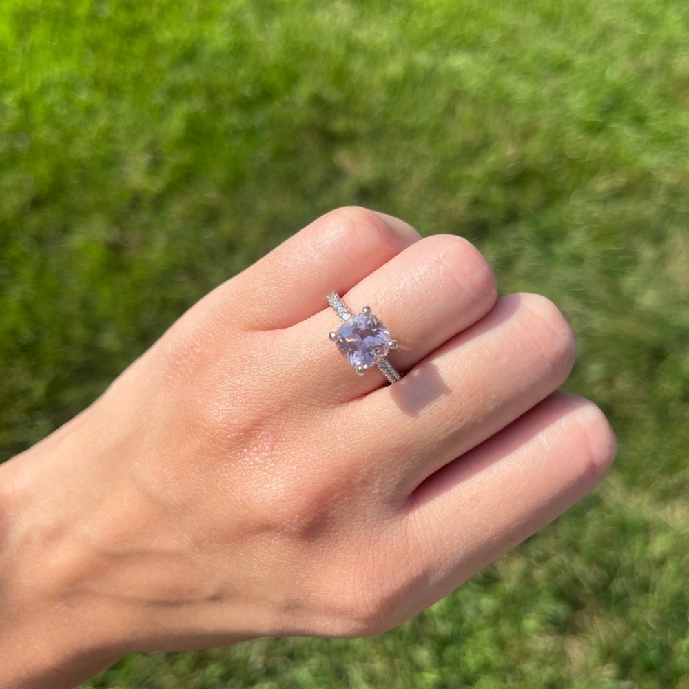 NEW Morganite ring with pave band size 6.25